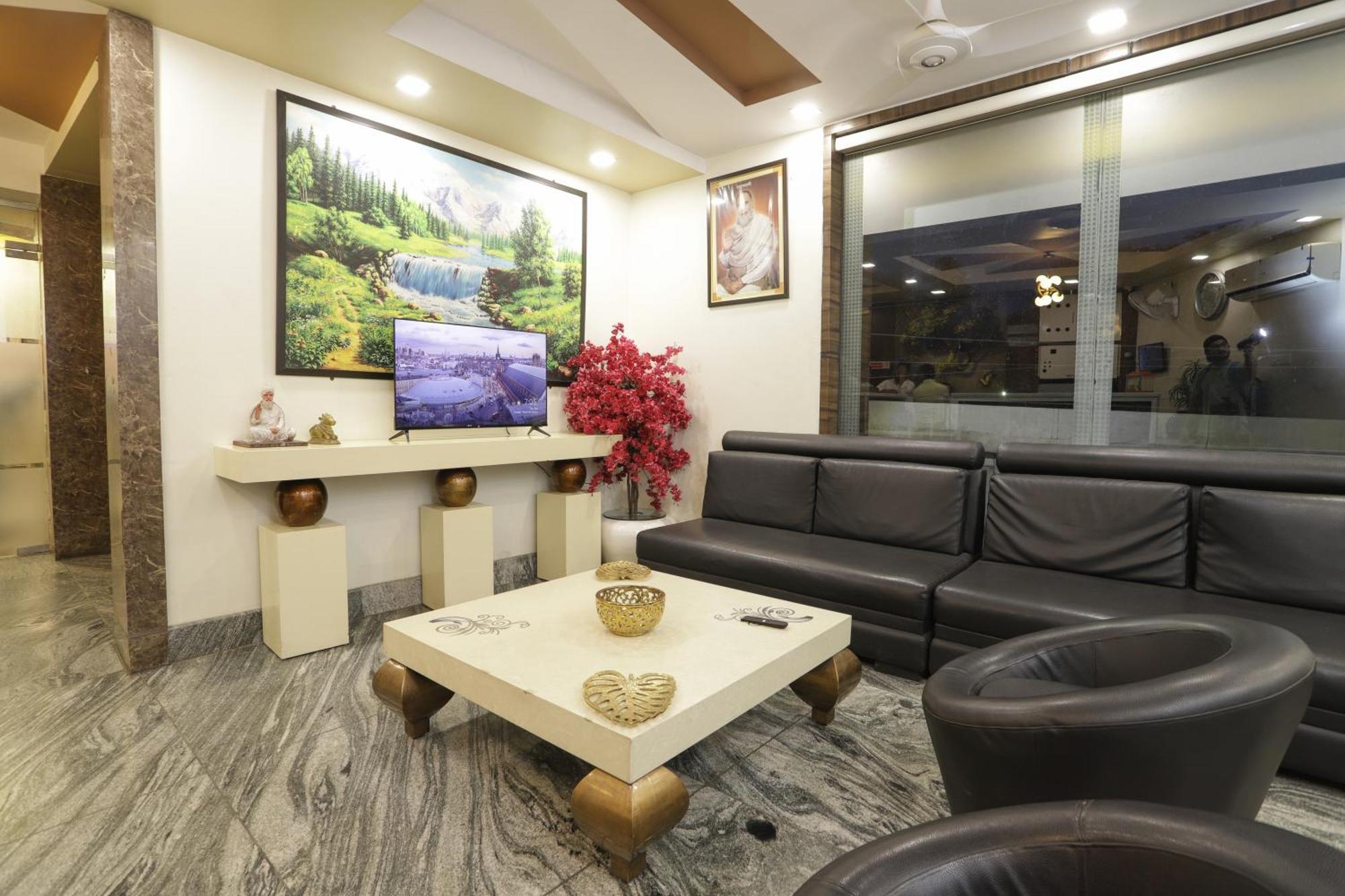 Hotel Razia Inn Hisār Esterno foto
