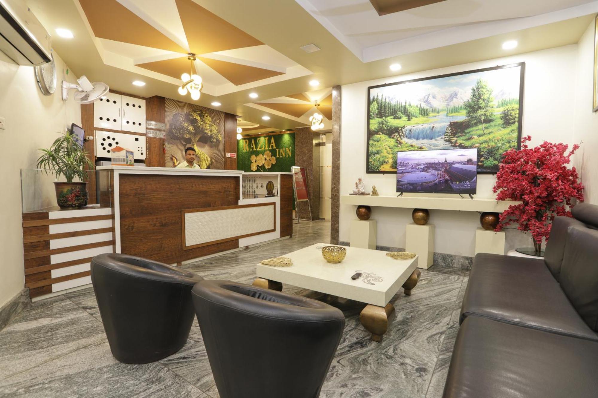 Hotel Razia Inn Hisār Esterno foto