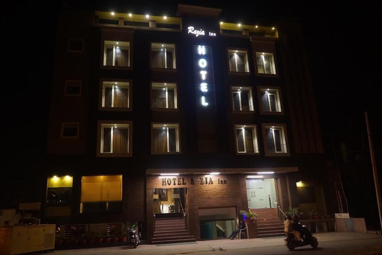 Hotel Razia Inn Hisār Esterno foto